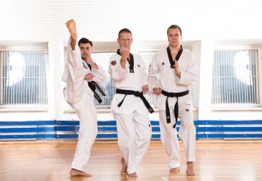 TAEKWONDO HARJOITUSRYHMÄT